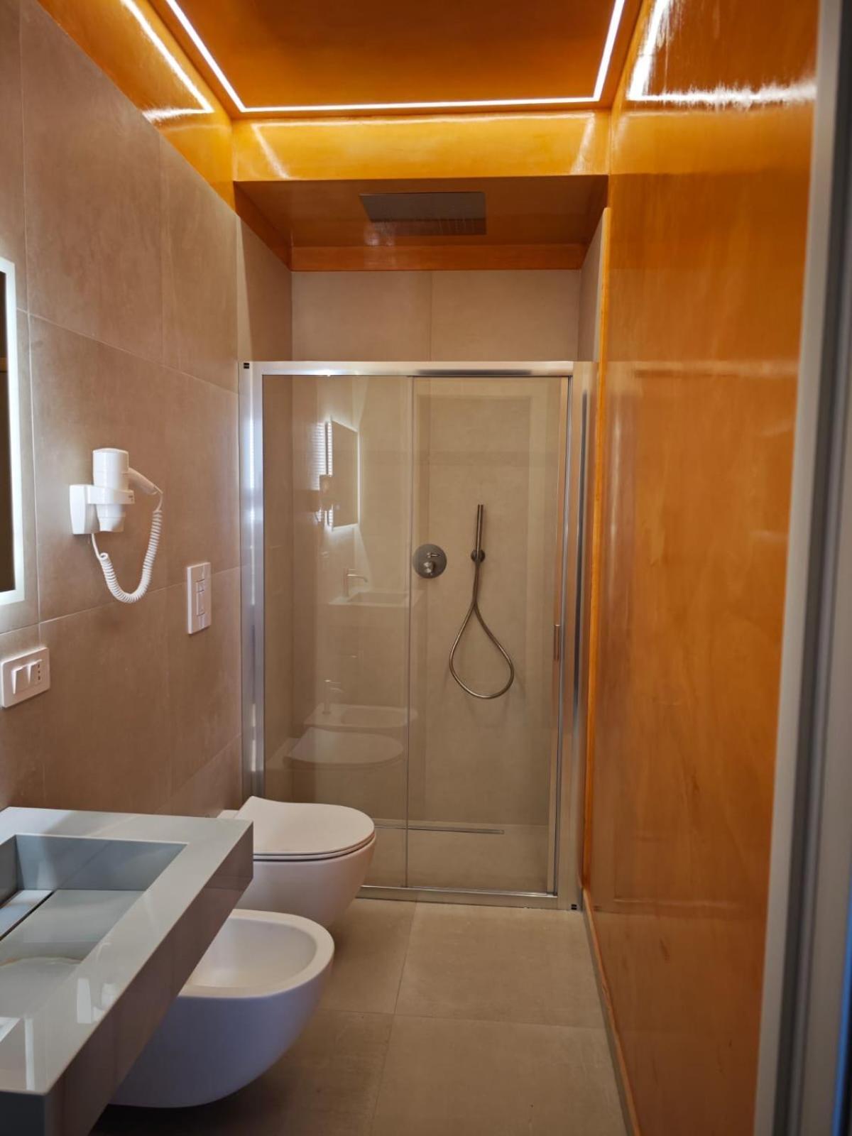 Shanti Rooms & Apartments Castello 巴科利 外观 照片